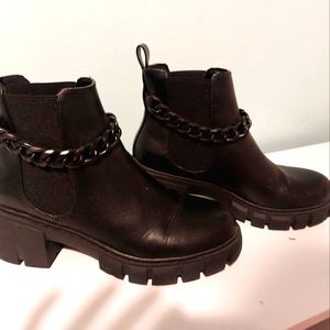 Madden Girl Boot